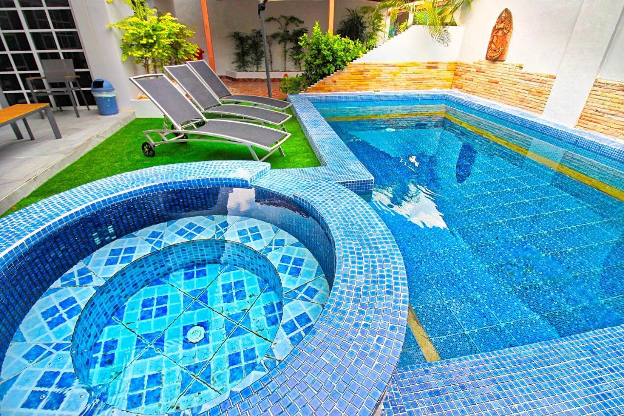 Grande Adam Private Pool Villa Pattaya Exterior foto