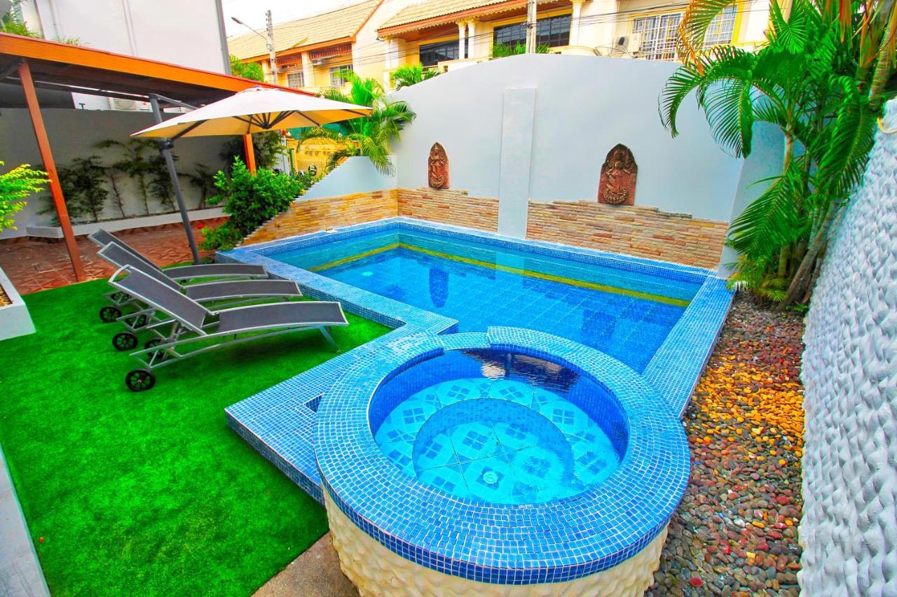 Grande Adam Private Pool Villa Pattaya Exterior foto